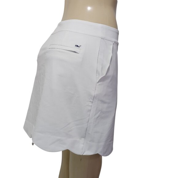 Vineyard Vines 17" Scallop White Skort Tennis / Golf  Women's Size 6 - Picture 1 of 15